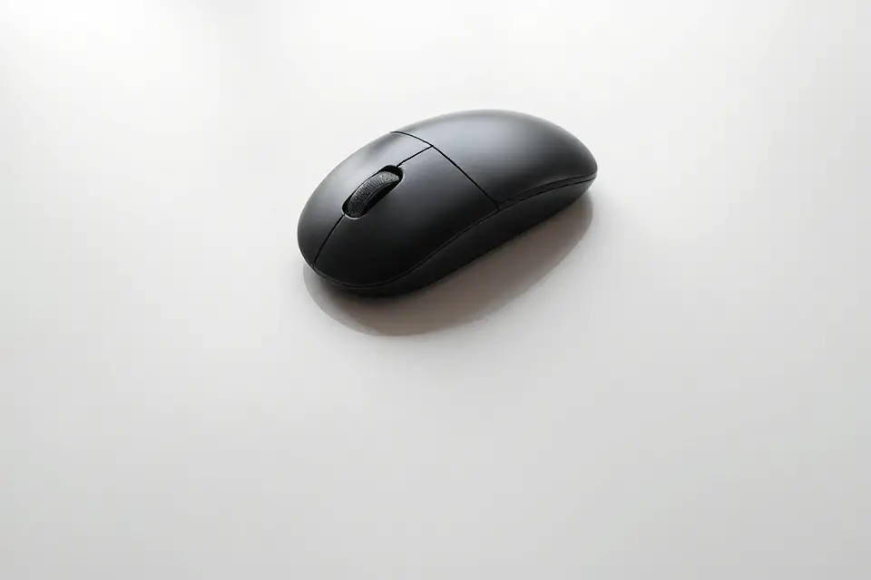 sleek illuminated computer mouse